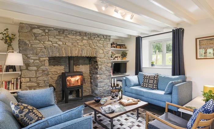 Brynglas Cottage